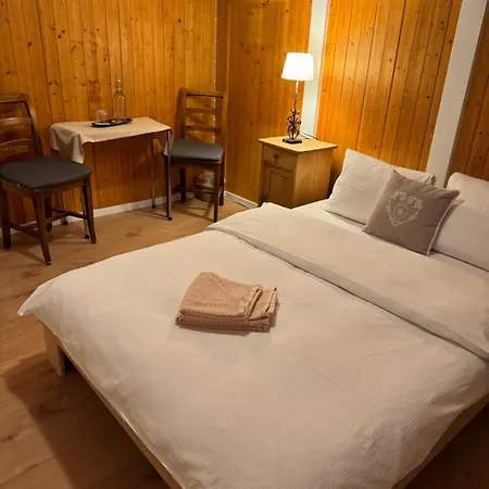 Rheinwaldstube Locanda