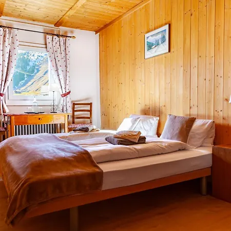 Rheinwaldstube Nufenen