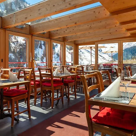 Herberg Rheinwaldstube Nufenen